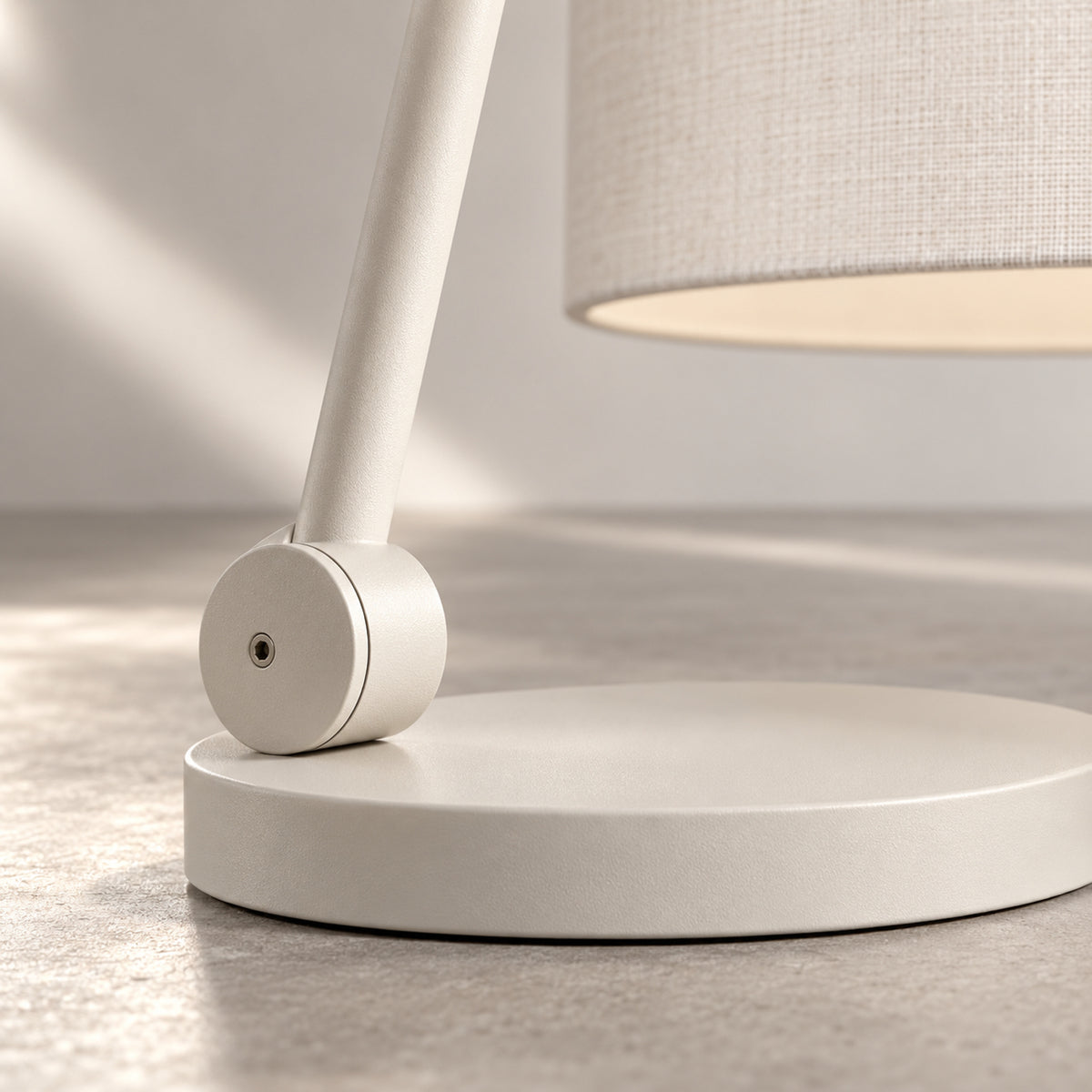 Lean Axis Floor Lamp